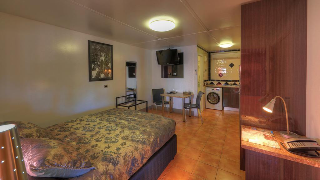 Halls Creek Motel חדר תמונה